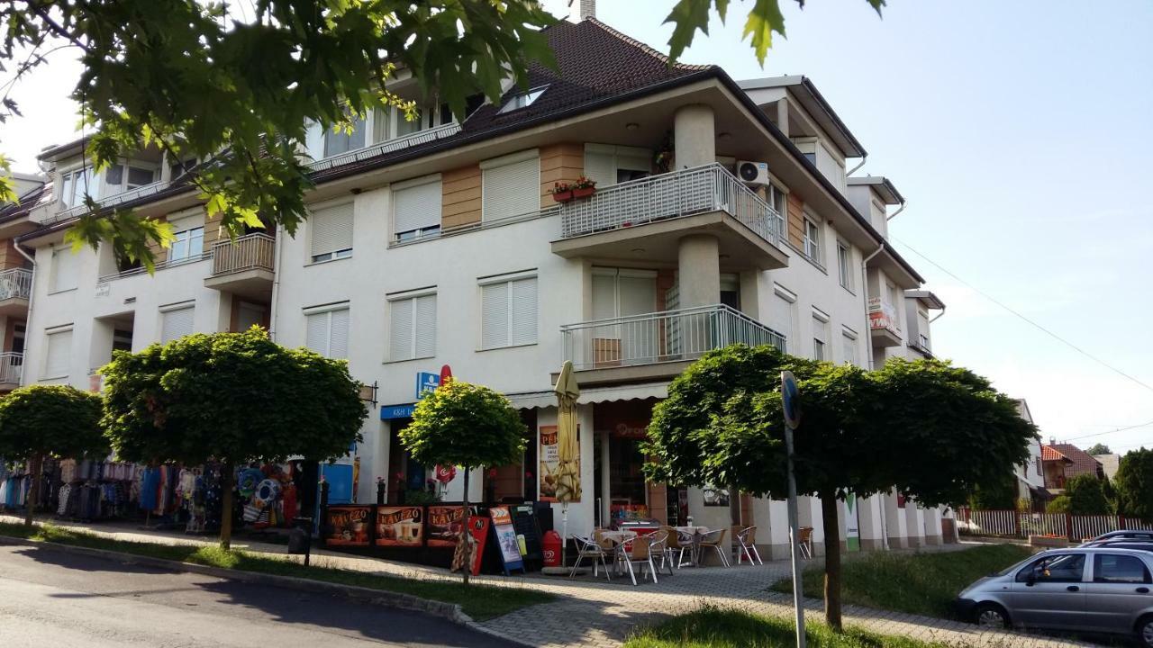 Apartamento Relaxap Zalakaros Exterior foto